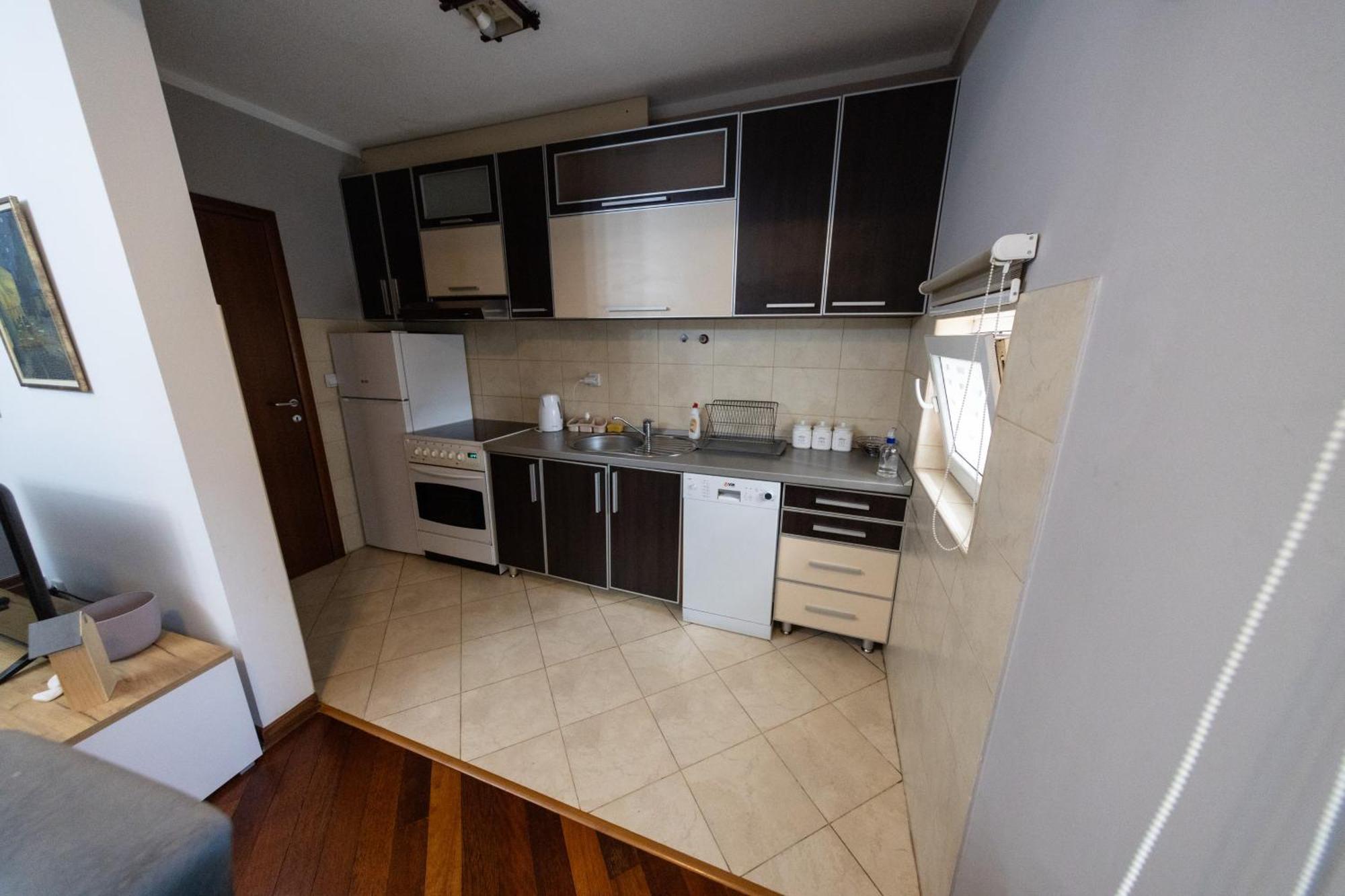 Lux Place Apartments Downtown 크라구예바츠 외부 사진