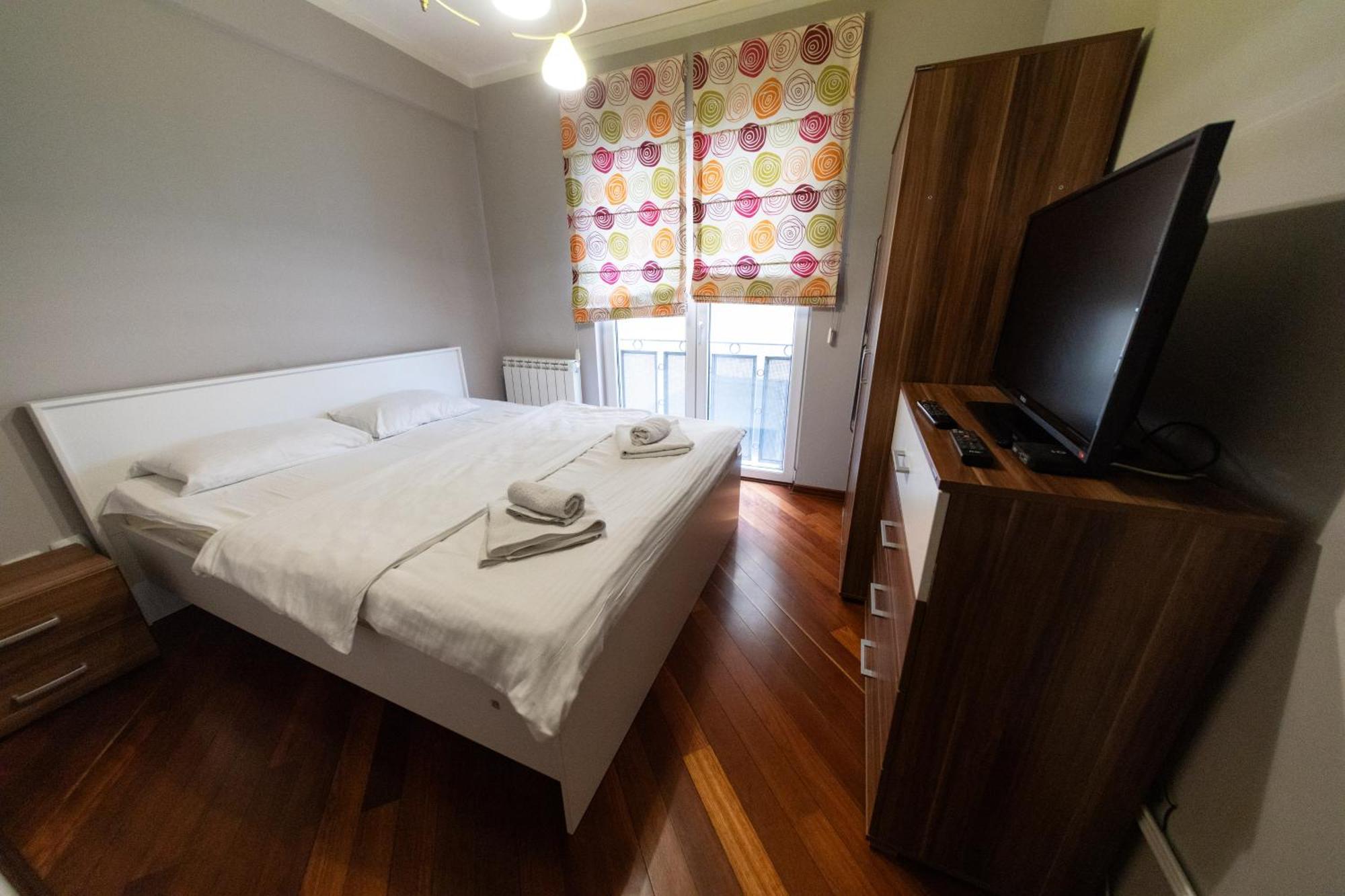 Lux Place Apartments Downtown 크라구예바츠 외부 사진